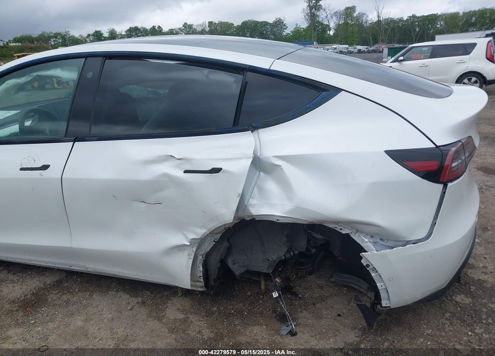 2021 TESLA MODEL Y LONG RANGE DUAL MOTOR ALL-WHEEL DRIVE VIN: 5YJYGDEE8MF151699