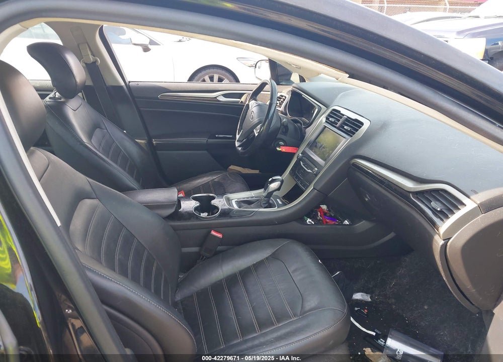 2015 FORD FUSION SE VIN: 3FA6P0HD5FR103765