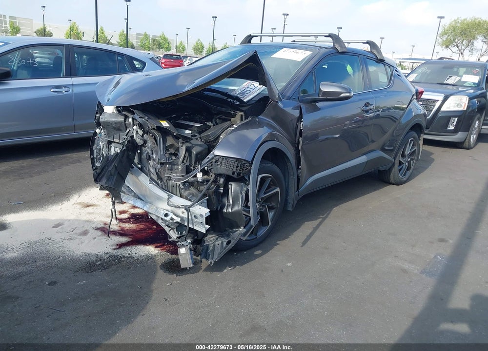 2021 TOYOTA C-HR LIMITED VIN: JTNKHMBX1M1112725