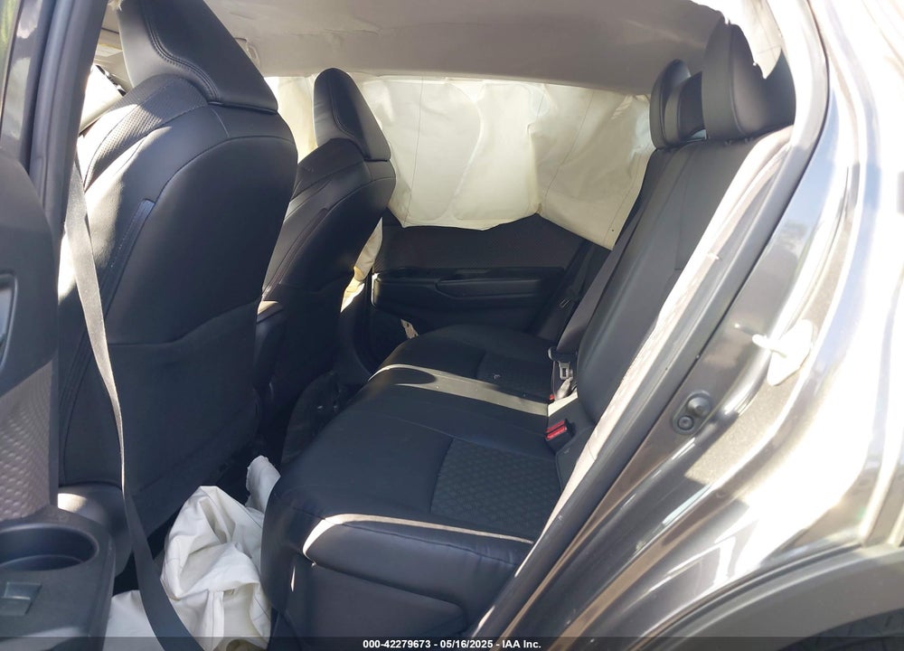 2021 TOYOTA C-HR LIMITED VIN: JTNKHMBX1M1112725