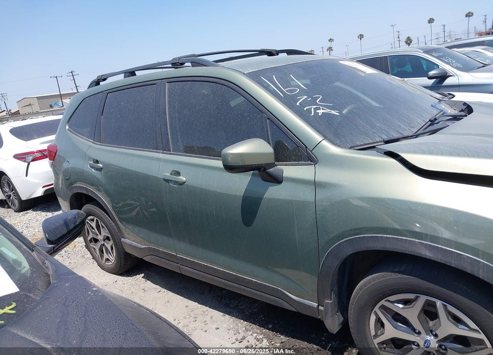 2019 SUBARU FORESTER PREMIUM VIN: JF2SKAEC4KH451448