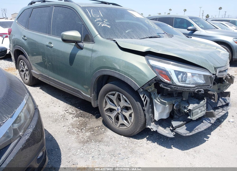 2019 SUBARU FORESTER PREMIUM VIN: JF2SKAEC4KH451448