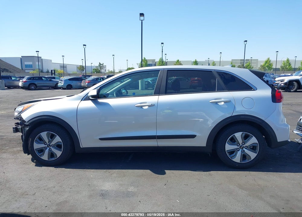2018 KIA NIRO FE VIN: KNDCB3LC4J5210135
