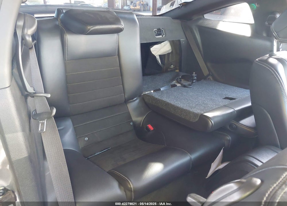 2014 FORD MUSTANG VIN: 1ZVBP8CF3E5303168