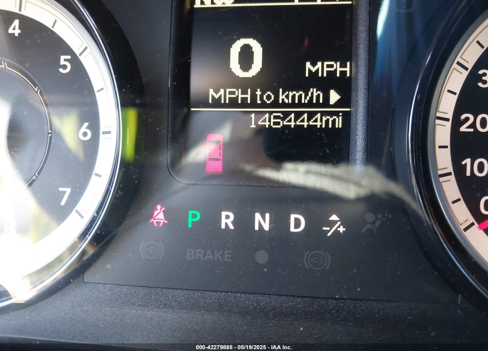 2017 RAM 1500 SLT 4X4 6'4 BOX VIN: 1C6RR7TT3HS770180
