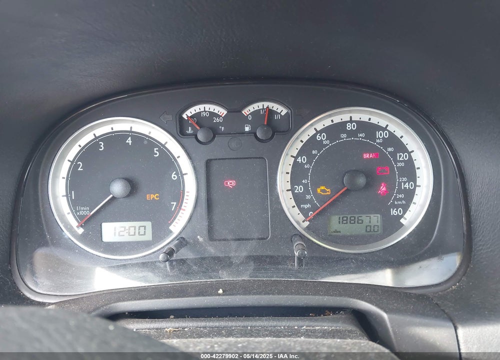 2004 VOLKSWAGEN JETTA GLS 2.0L VIN: 3VWSA69M64M050156