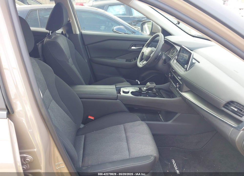 2025 NISSAN ROGUE VIN: 5N1BT3BBXSC675464