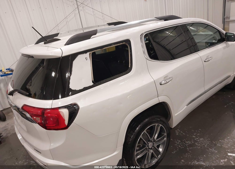 2019 GMC ACADIA DENALI VIN: 1GKKNXLS5KZ135655