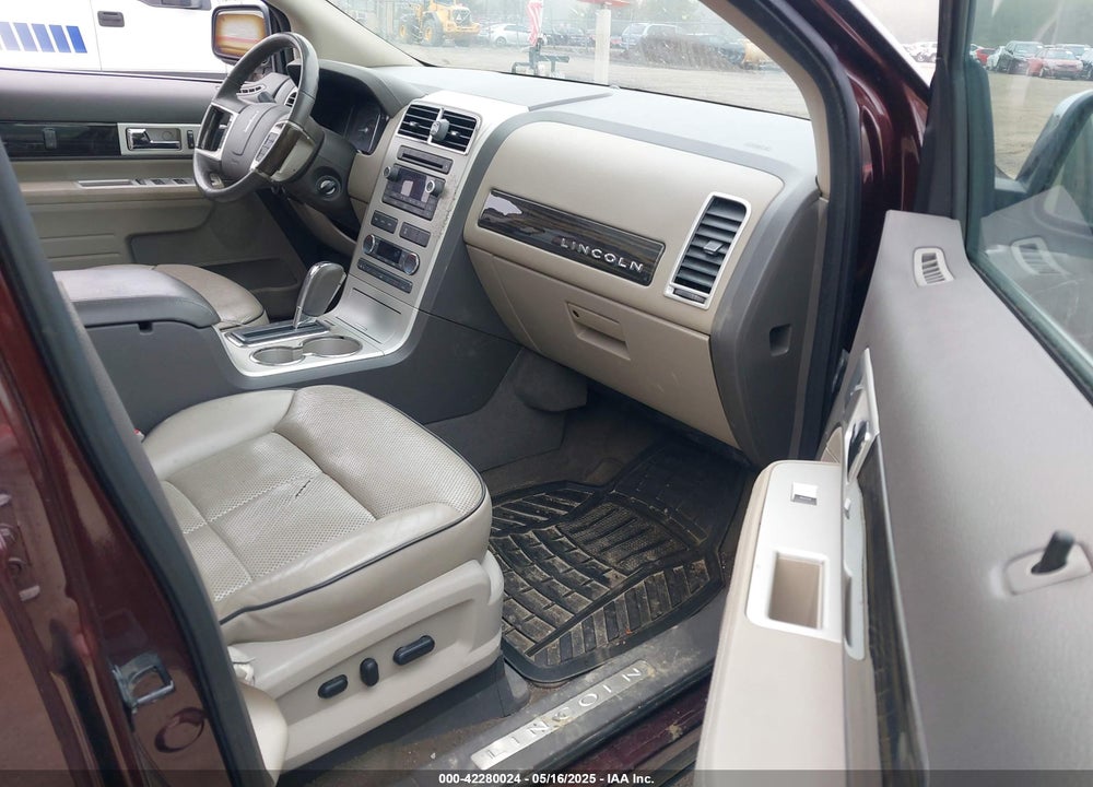 2009 LINCOLN MKX VIN: 2LMDU88C59BJ01646