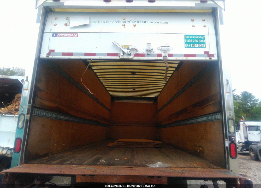 2013 PETERBILT 337 VIN: 2NP2HM6X5DM194538