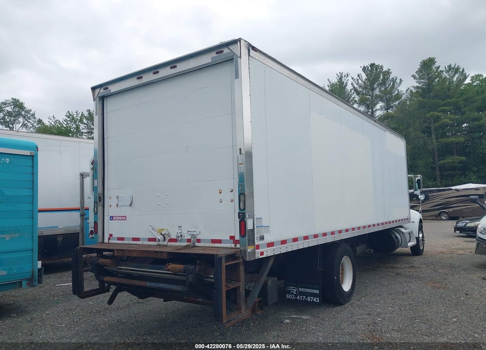 2013 PETERBILT 337 VIN: 2NP2HM6X5DM194538