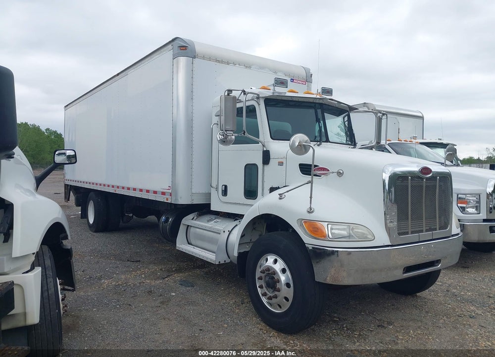 2013 PETERBILT 337 VIN: 2NP2HM6X5DM194538
