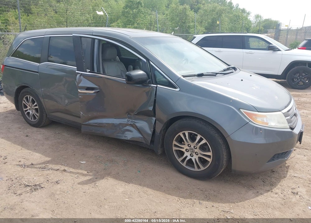 2013 HONDA ODYSSEY EX-L VIN: 5FNRL5H60DB023354