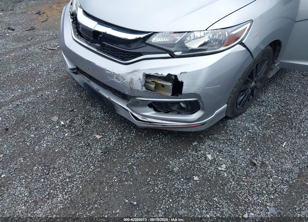 2018 HONDA FIT VIN: 3HGGK5H64JM708668
