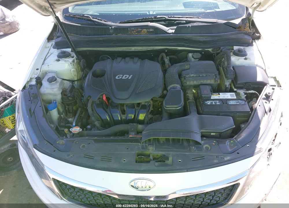 2011 KIA OPTIMA VIN: KNAGM4A77B5152866