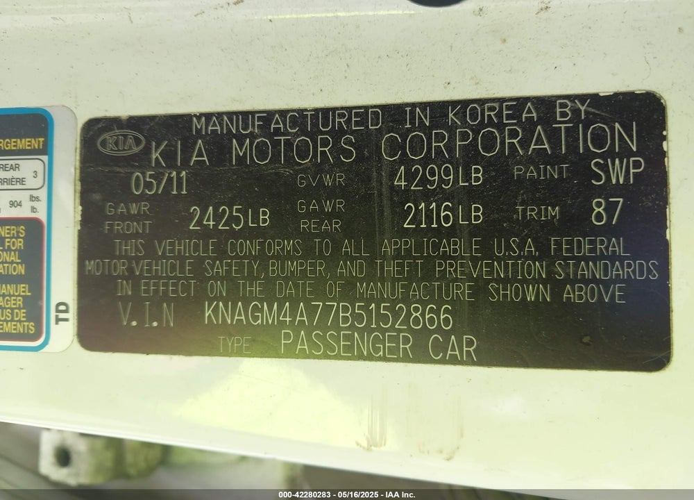 2011 KIA OPTIMA VIN: KNAGM4A77B5152866