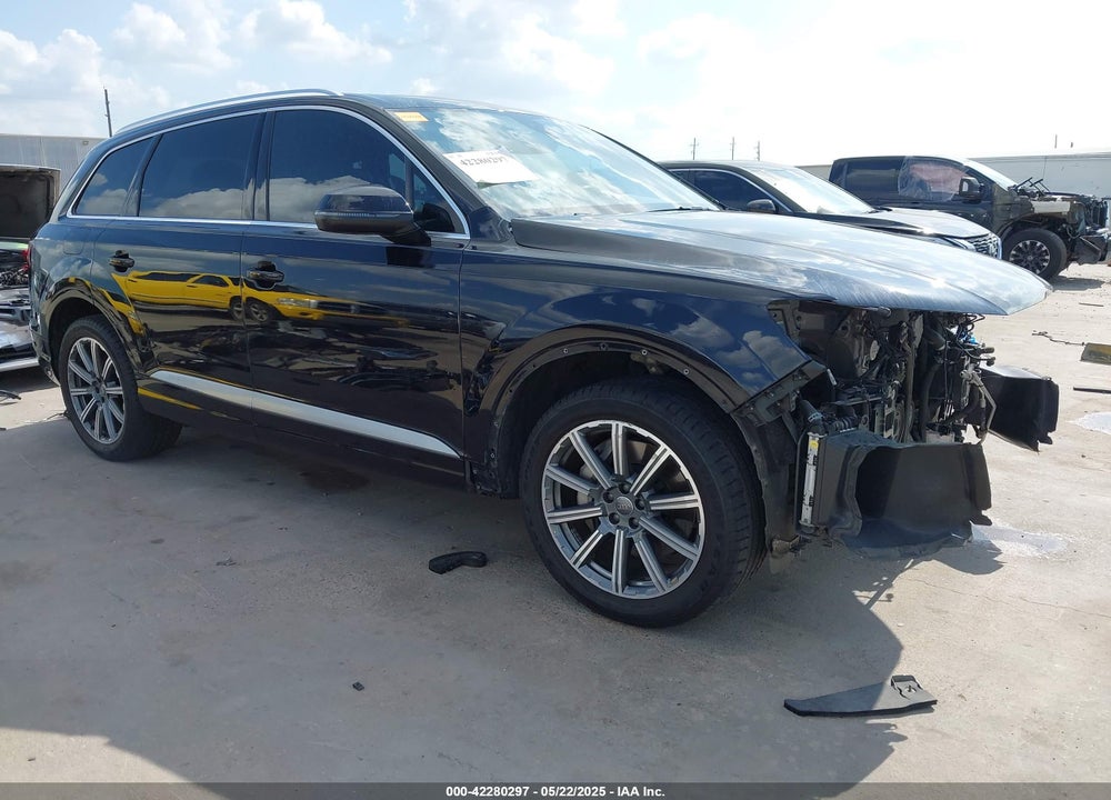2017 AUDI Q7 3.0T PREMIUM VIN: WA1LAAF75HD047186