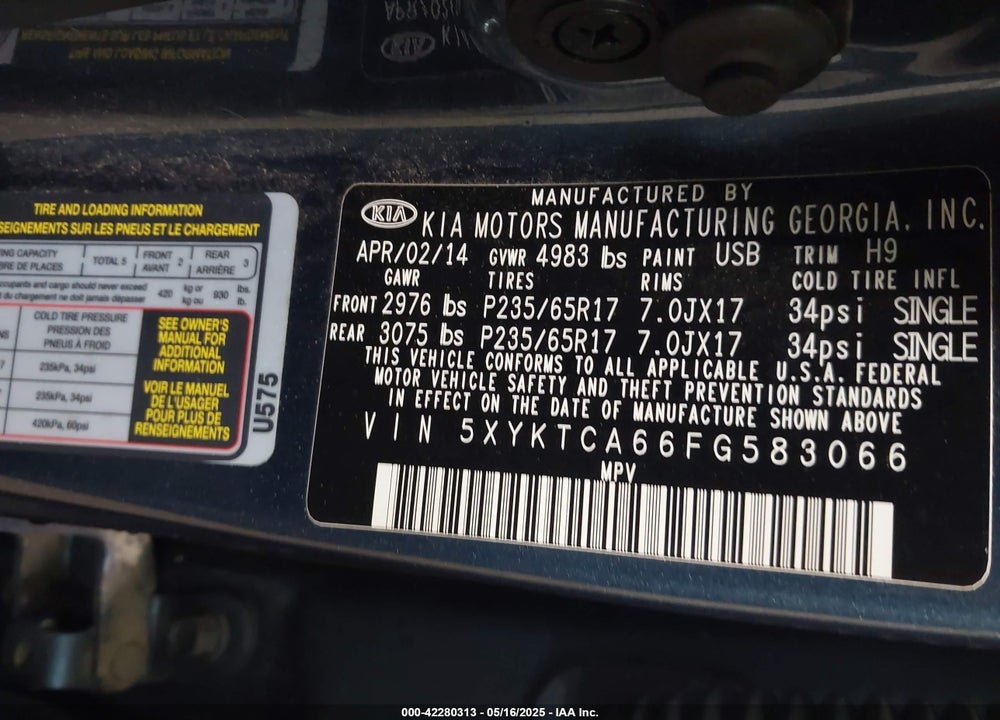 2015 KIA SORENTO LX VIN: 5XYKTCA66FG583066