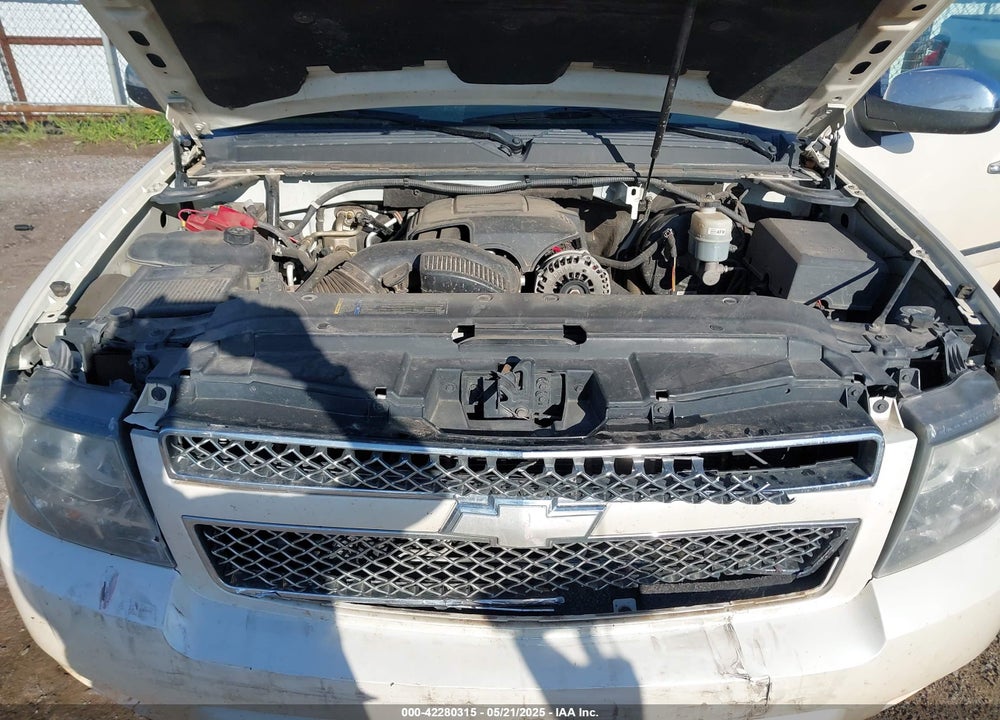 2010 CHEVROLET SUBURBAN 1500 VIN: 1GNUKKE36AR129309