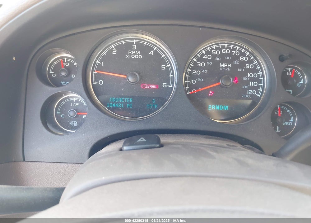 2010 CHEVROLET SUBURBAN 1500 VIN: 1GNUKKE36AR129309