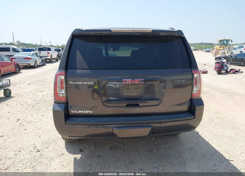 2017 GMC YUKON VIN: 1GKS1BKCXHR367136