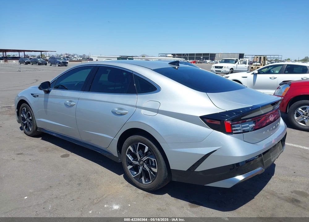 2024 HYUNDAI SONATA VIN: KMHL64JA6RA389143