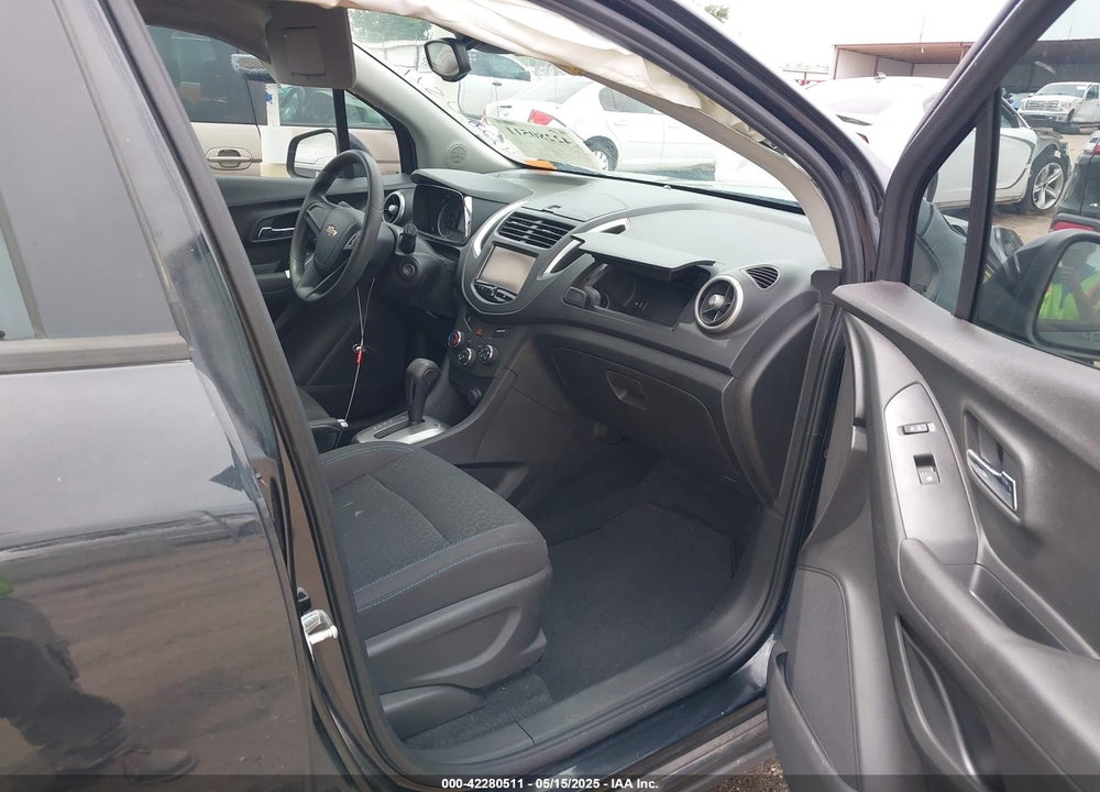 2015 CHEVROLET TRAX VIN: 3GNCJKSB6FL254447