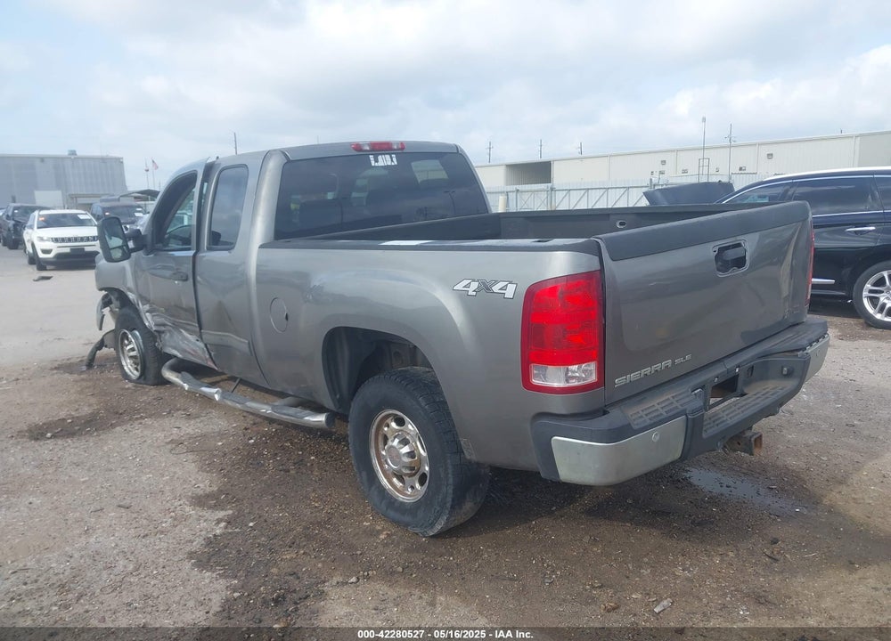 2007 GMC SIERRA 2500HD SLE2 VIN: 1GTHK29K37E567880