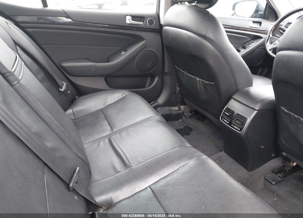 2015 KIA CADENZA PREMIUM VIN: KNALN4D76F5194555