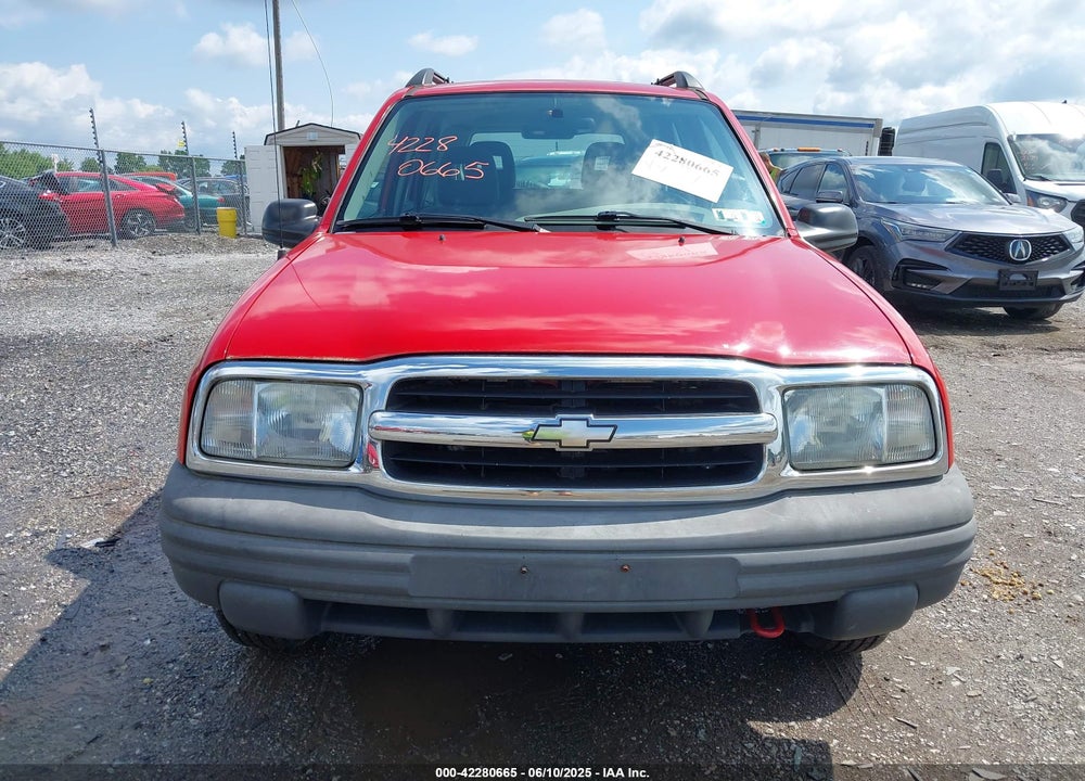 2003 CHEVROLET TRACKER HARD TOP BASE VIN: 2CNBJ13C636944393