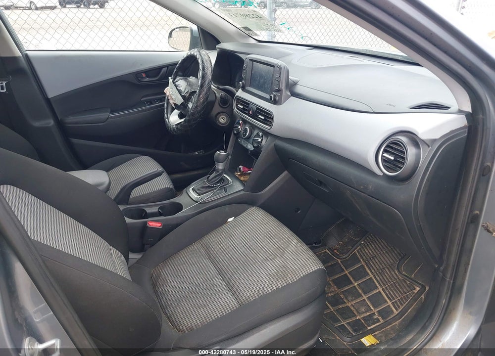 2021 HYUNDAI KONA SE VIN: KM8K12AA1MU657909