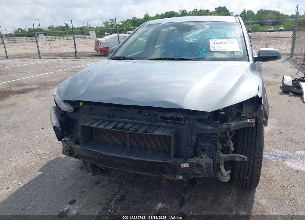 2021 HYUNDAI KONA SE VIN: KM8K12AA1MU657909