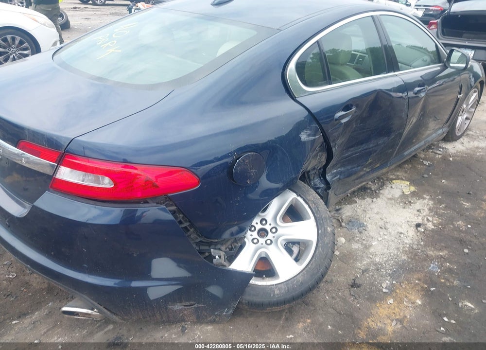 2009 JAGUAR XF VIN: SAJWA05B29HR23758