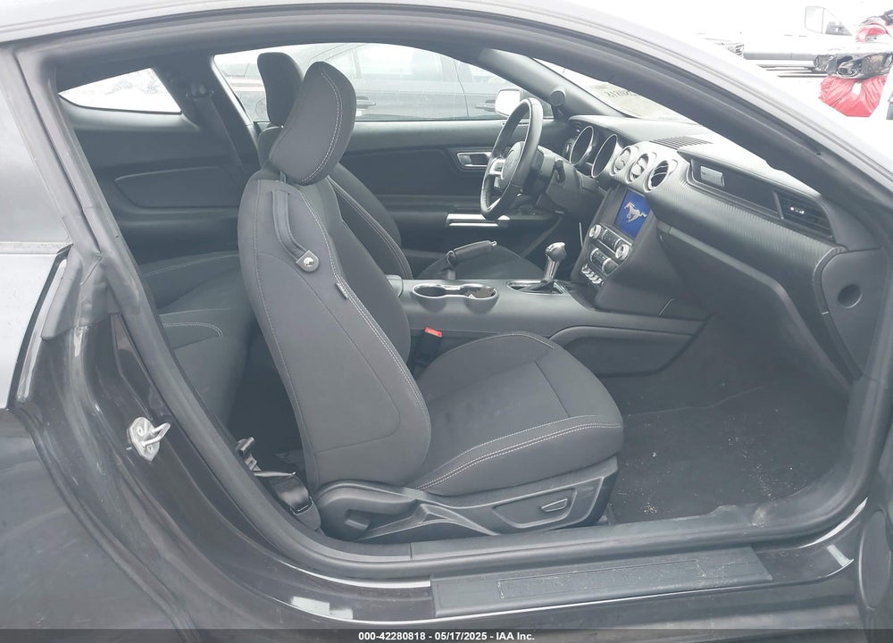 2022 FORD MUSTANG ECOBOOST FASTBACK VIN: 1FA6P8TH2N5135583