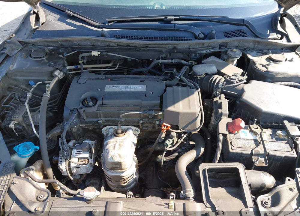2015 HONDA ACCORD LX VIN: 1HGCR2F35FA120302