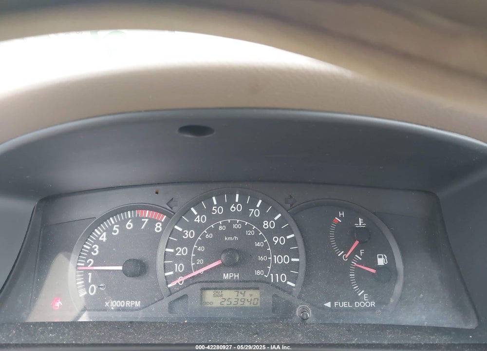 2004 TOYOTA COROLLA CE VIN: 1NXBR32E84Z213474