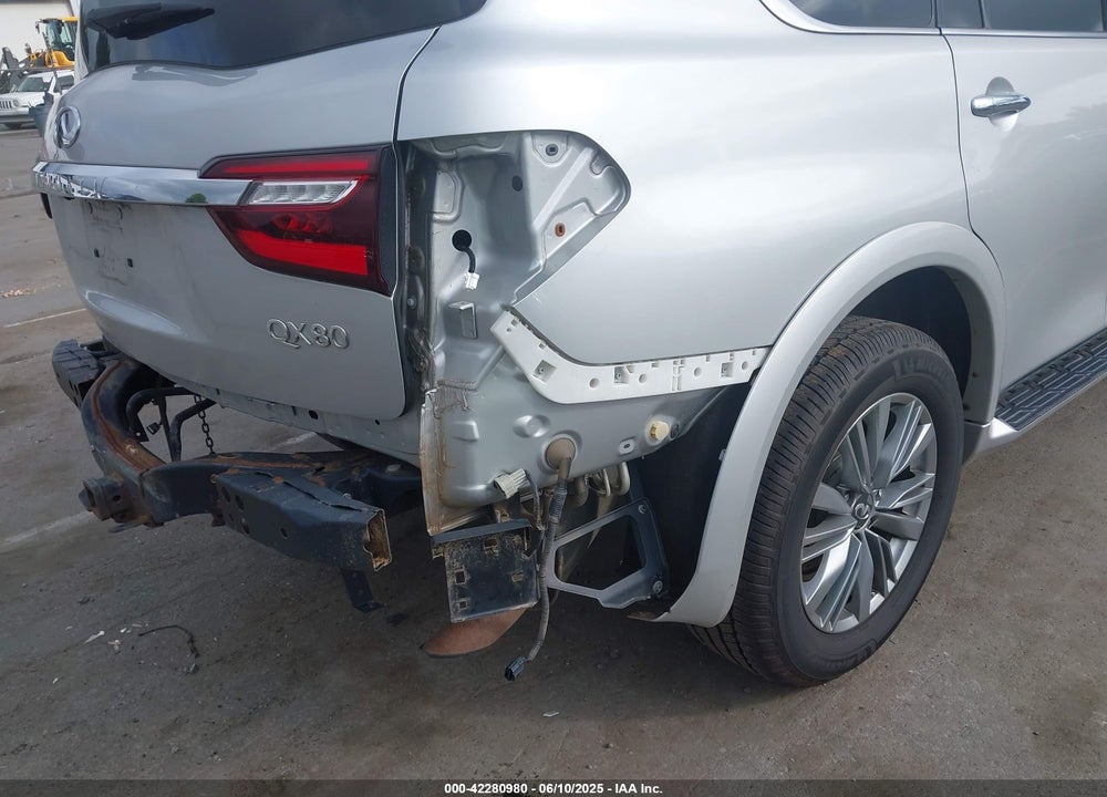 2021 INFINITI QX80 VIN: JN8AZ2AF2M9719720