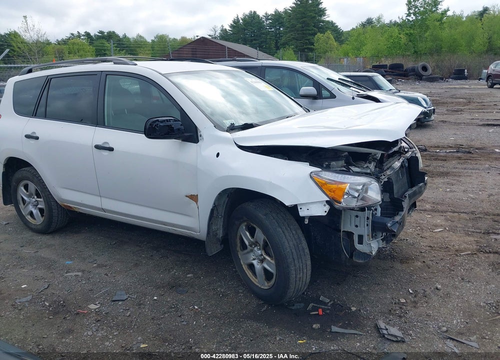 2008 TOYOTA RAV4 VIN: JTMBD33V585202109