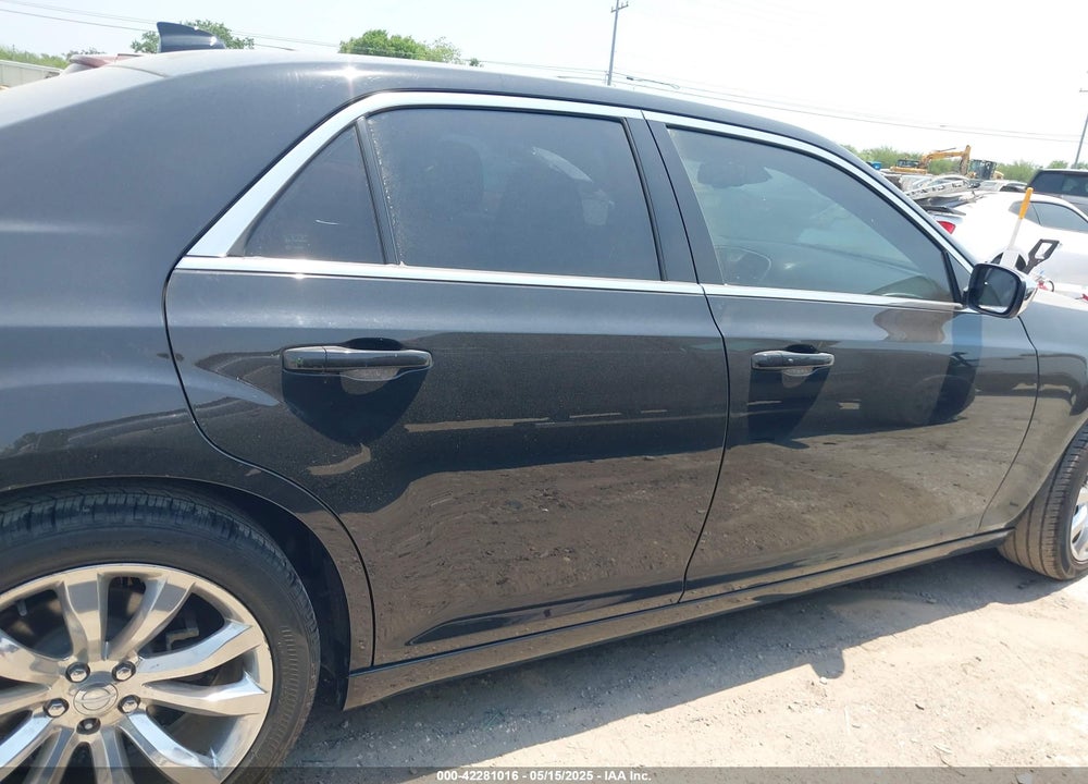 2018 CHRYSLER 300 VIN: 2C3CCAAG7JH342245
