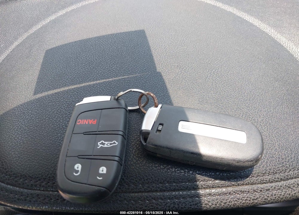 2018 CHRYSLER 300 VIN: 2C3CCAAG7JH342245