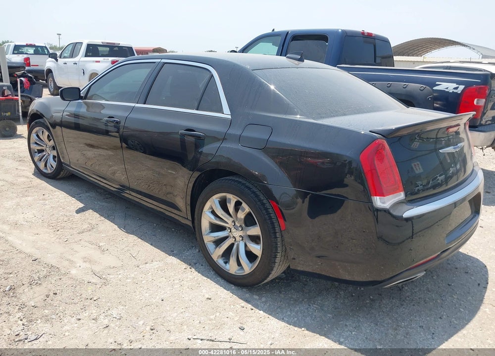 2018 CHRYSLER 300 VIN: 2C3CCAAG7JH342245