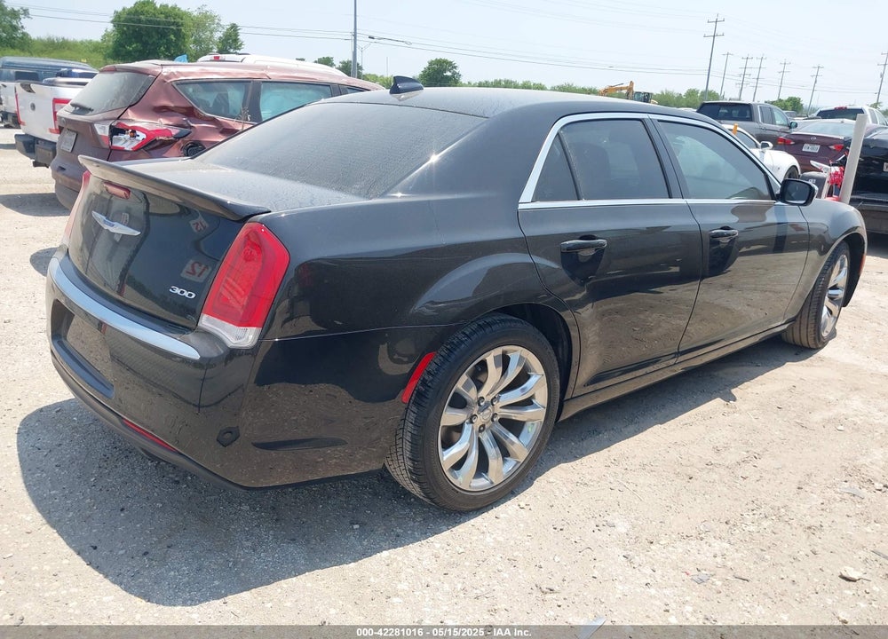 2018 CHRYSLER 300 VIN: 2C3CCAAG7JH342245