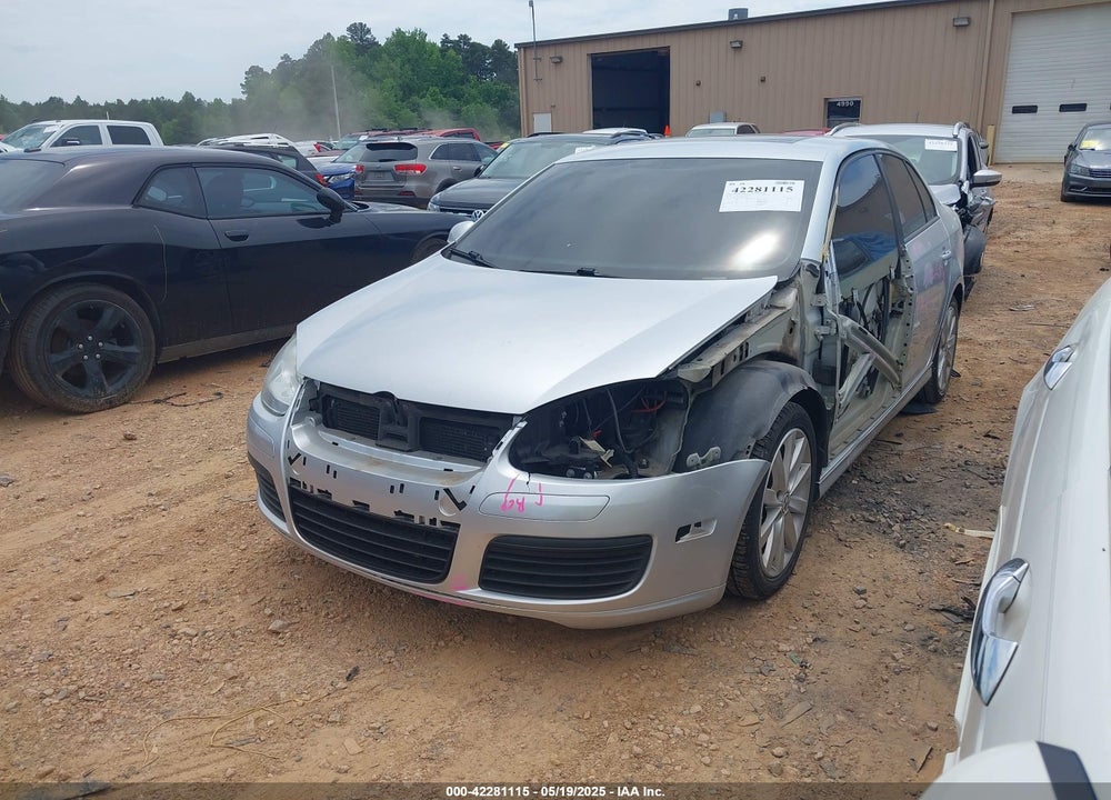 2010 VOLKSWAGEN JETTA VIN: 3VWRJ7AJ1AM024548