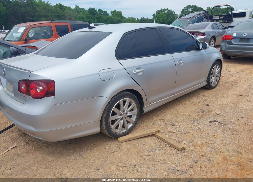 2010 VOLKSWAGEN JETTA VIN: 3VWRJ7AJ1AM024548