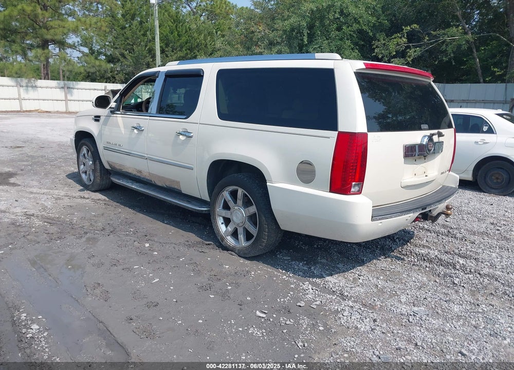 2008 CADILLAC ESCALADE ESV STANDARD VIN: 1GYFK668X8R172753