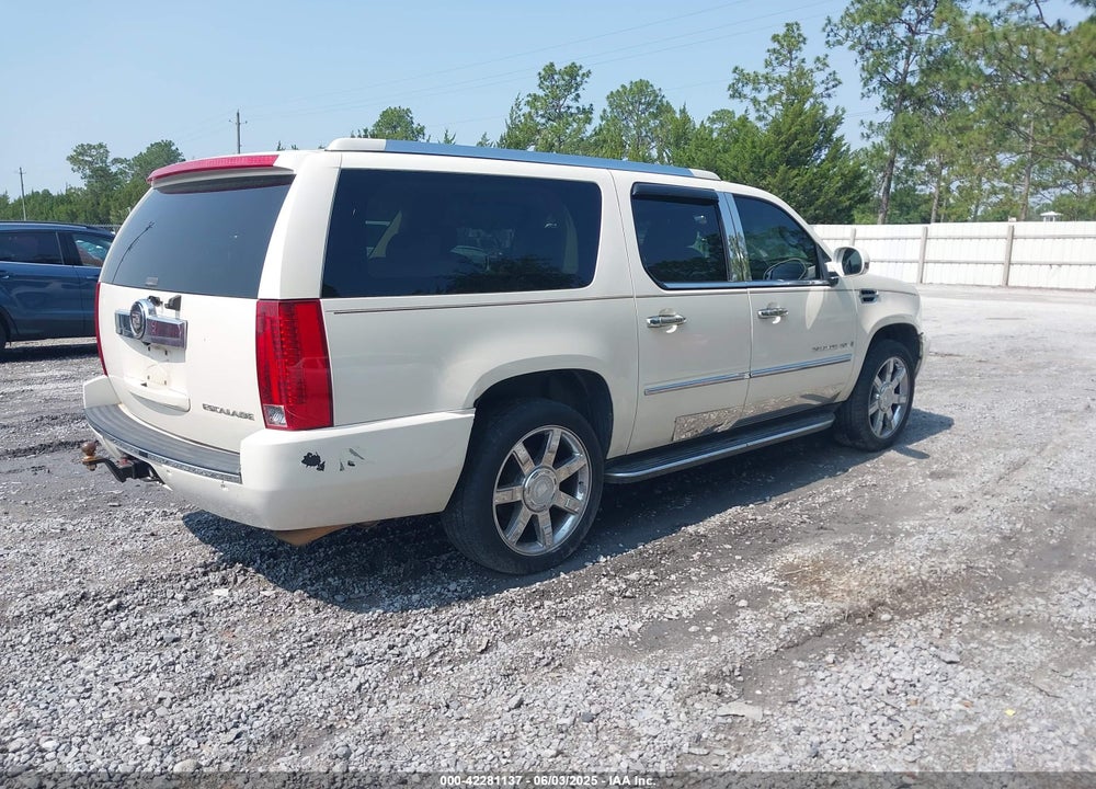 2008 CADILLAC ESCALADE ESV STANDARD VIN: 1GYFK668X8R172753