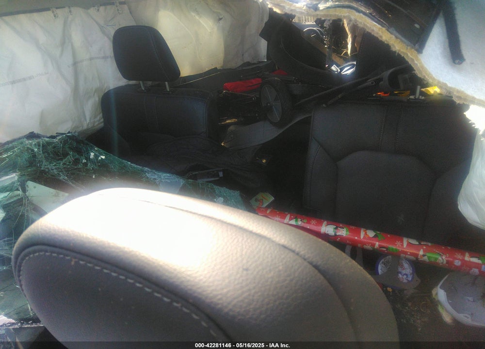 2024 HONDA PILOT TOURING VIN: 5FNYG1H70RB038106