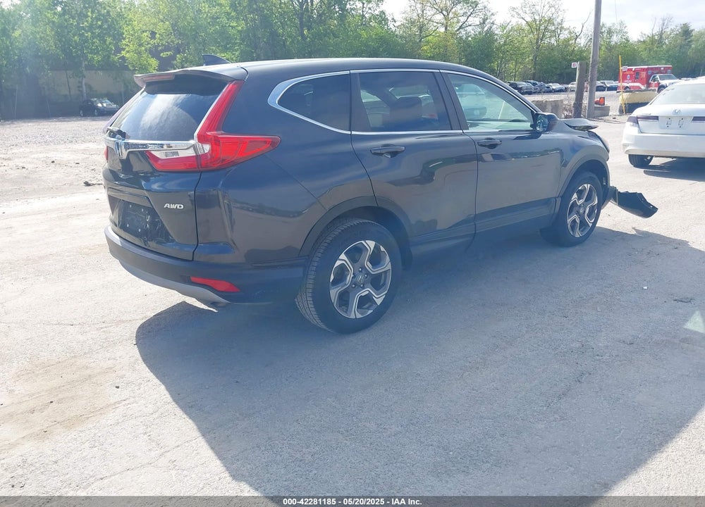 2018 HONDA CR-V VIN: 7FARW2H5XJE069528