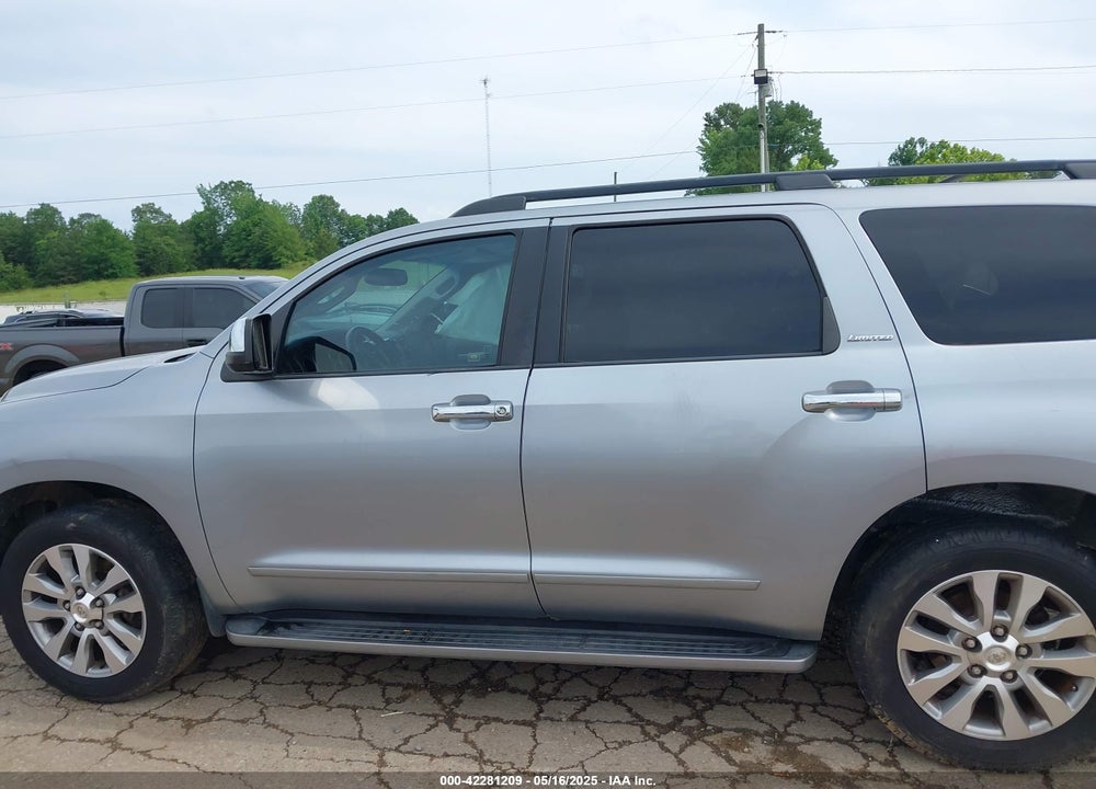 2011 TOYOTA SEQUOIA LIMITED 5.7L V8 VIN: 5TDKY5G13BS031658