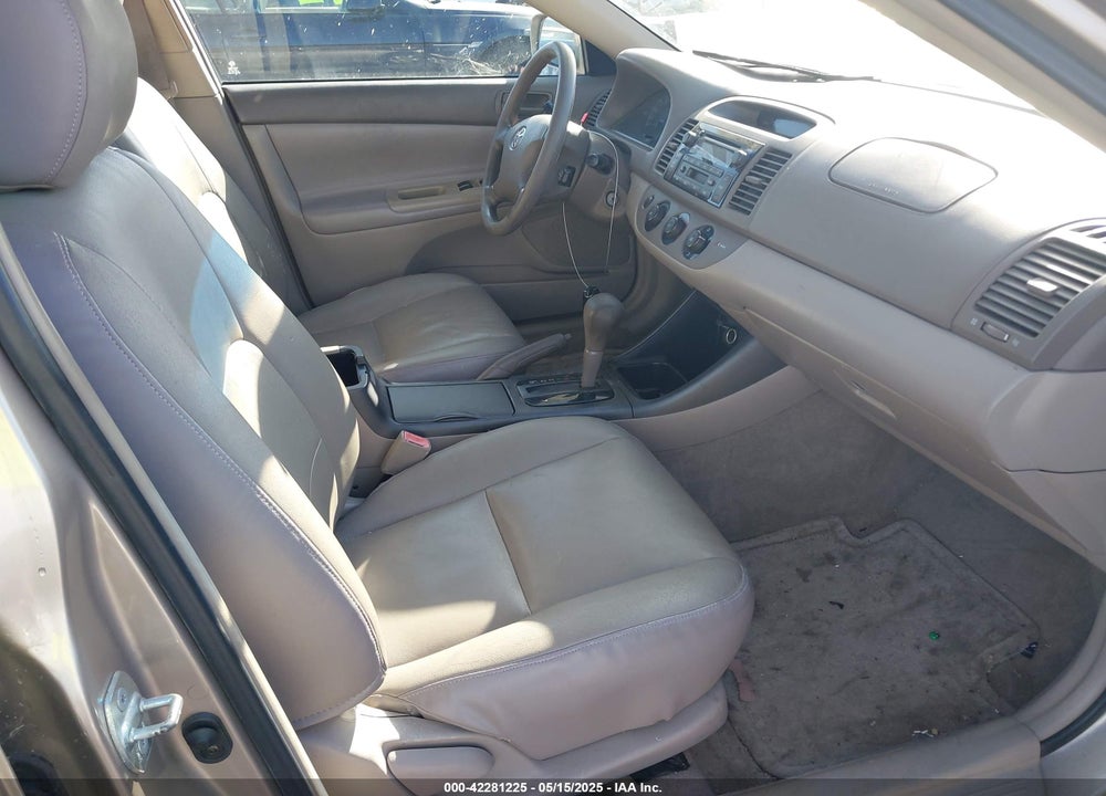 2002 TOYOTA CAMRY LE V6 VIN: 4T1BF32KX2U034414